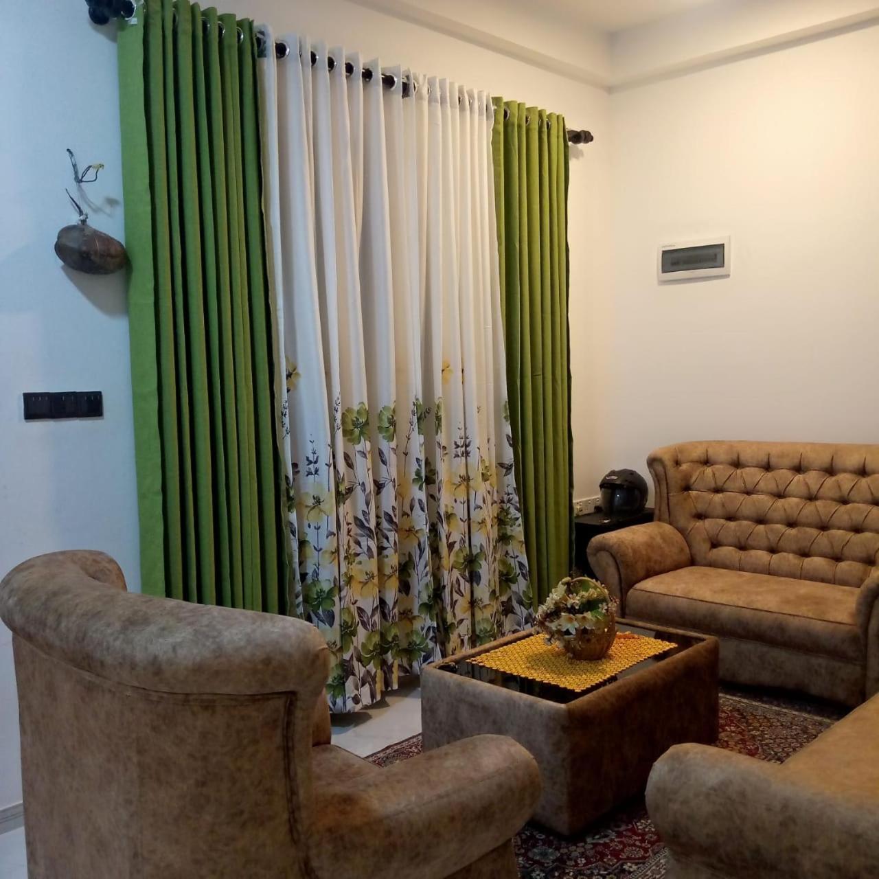 Alexandra Home For Foreign Tourists Only Gampola Exteriör bild