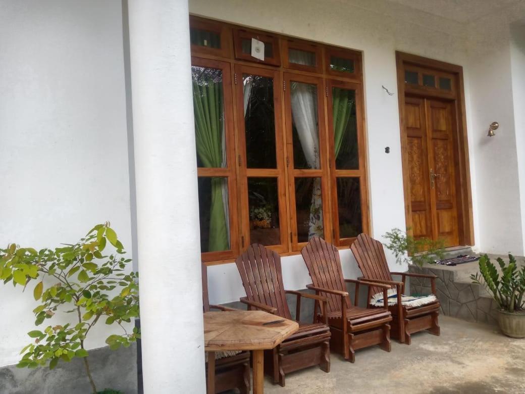 Alexandra Home For Foreign Tourists Only Gampola Exteriör bild